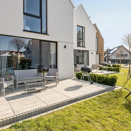 Stodoly Nad Morzem By Downtown * Jastrzębia Góra