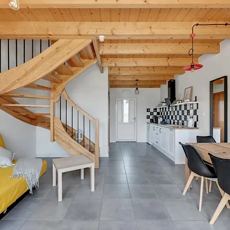 Stodoly Nad Morzem By Downtown Appartamento