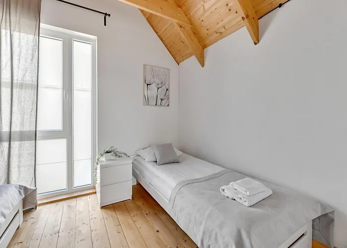 Stodoly Nad Morzem By Downtown