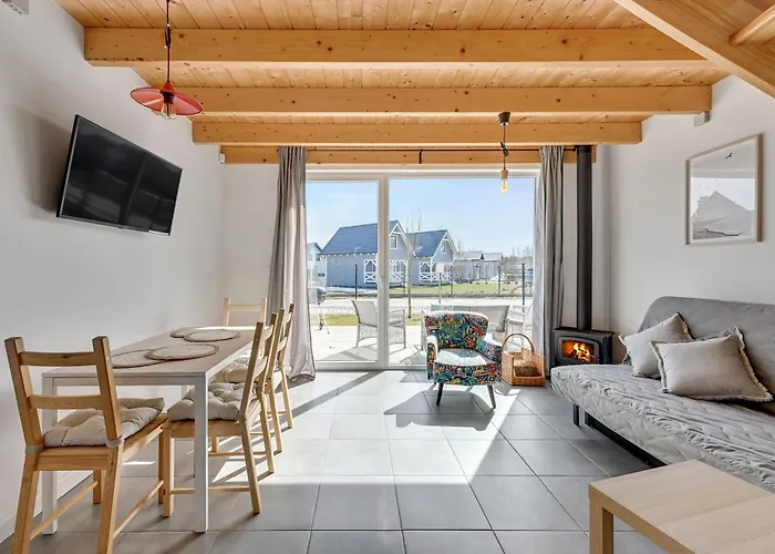 Stodoly Nad Morzem By Downtown * Jastrzębia Góra